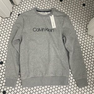 NWT Calvin Klein sweatshirt size small
